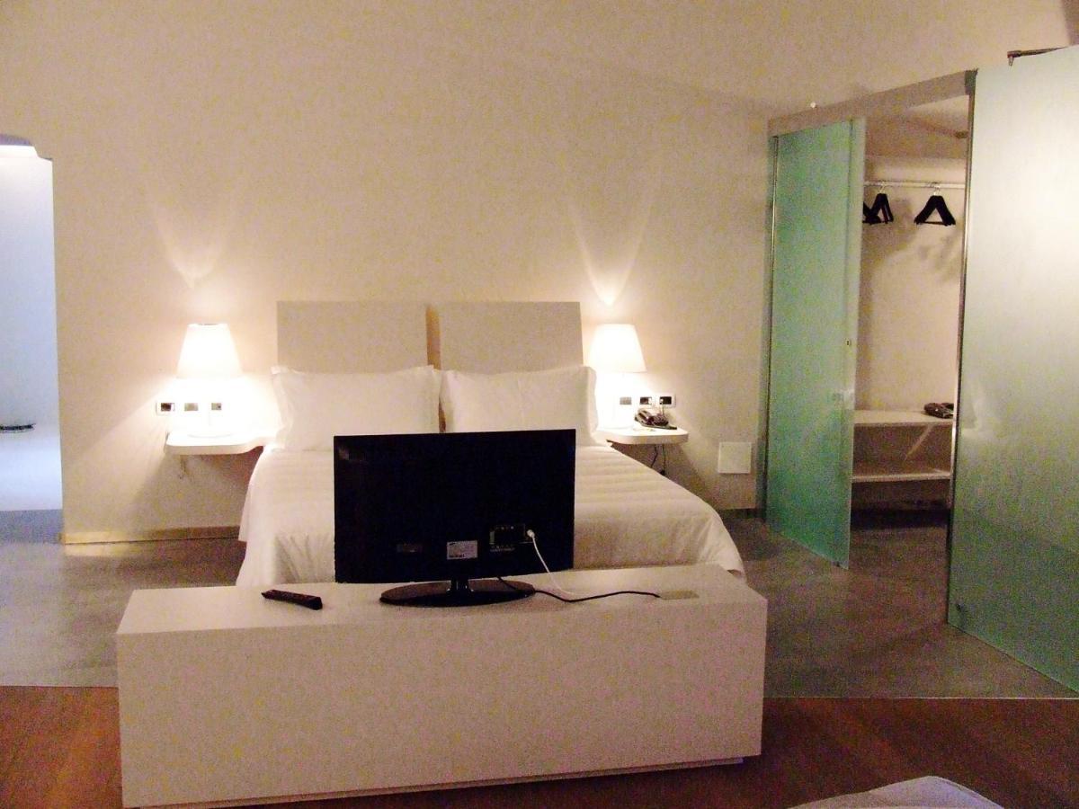 Montaldo Castle & Resort Montaldo Torinese المظهر الخارجي الصورة