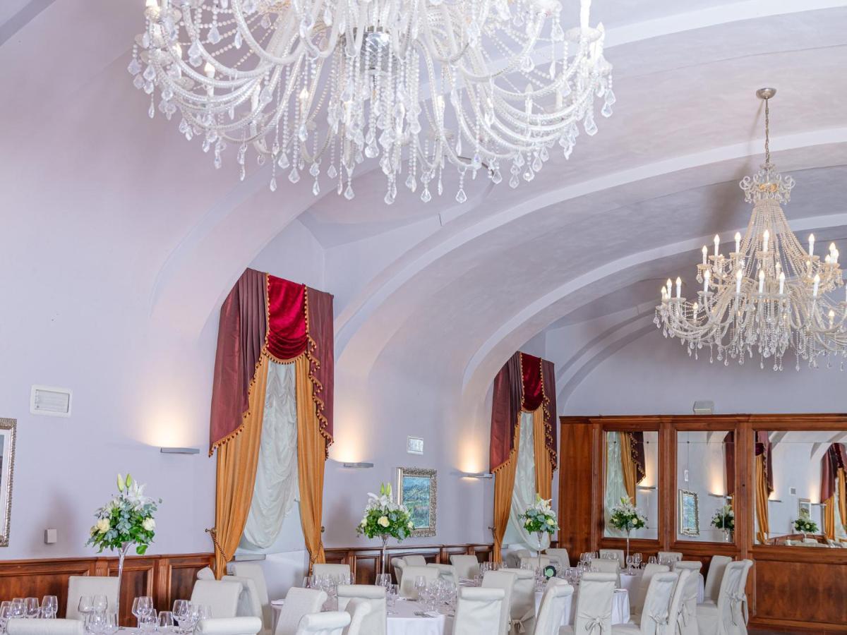 Montaldo Castle & Resort Montaldo Torinese المظهر الخارجي الصورة